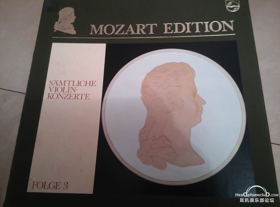 С mozart-szeryng -1.jpg