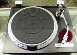 JVC turntable.jpg