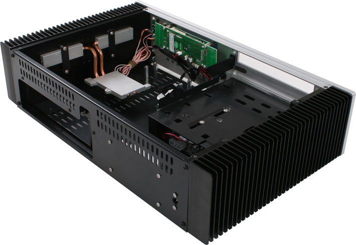 fanless100-004.jpg