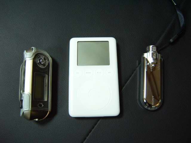 895&ipod3&e505-1.jpg